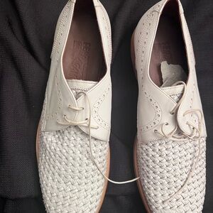 Ferragamo Woven leather shoes